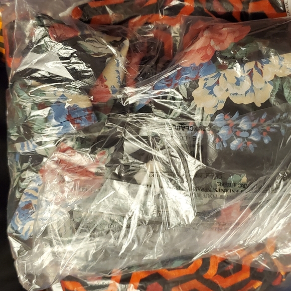 Vixen by Micheline Pitt Flutter Skirt in Vintage Floral Black Rose Print 3XL NWT - Picture 10 of 10